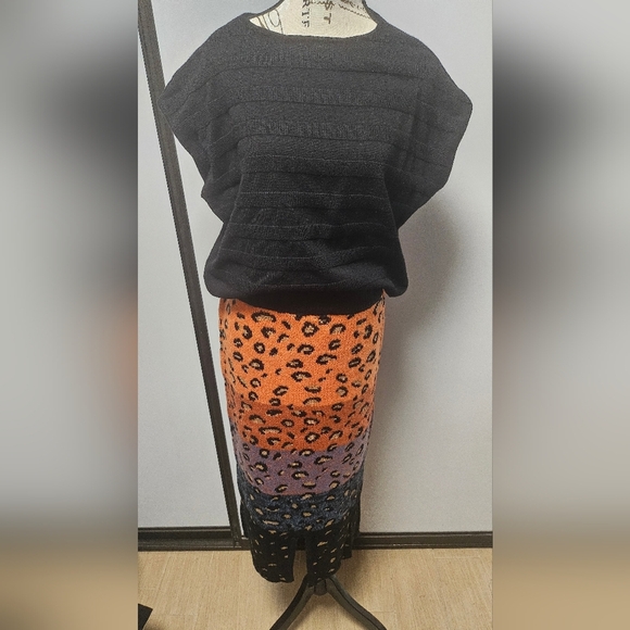 Hem & Thread Animal Printy Multi-color Knit Skirt - Picture 3 of 5